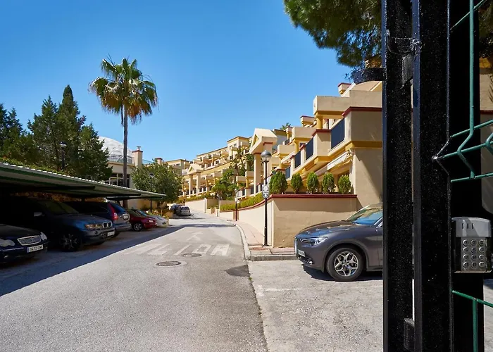 Oleholidays 1002 Romana Junto Al Mar Apartment Marbella